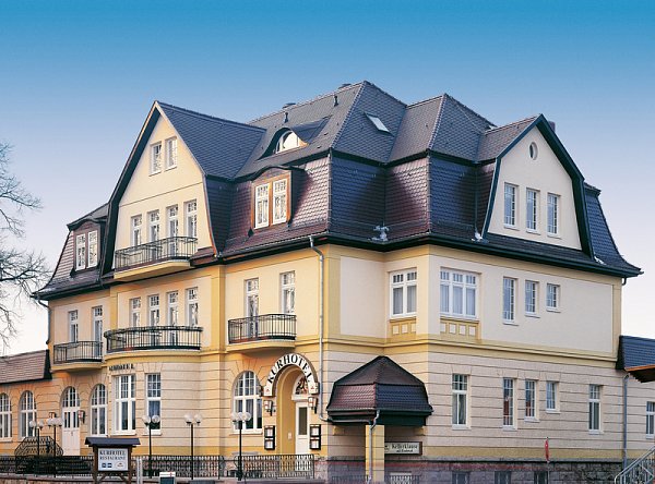 Керамическая черепица Creaton Biber Klassik Rundschnitt AUT, Темно-коричневый