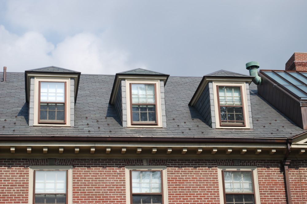 Сланцевая кровля Vermont, неизменный зелено-пурпурный