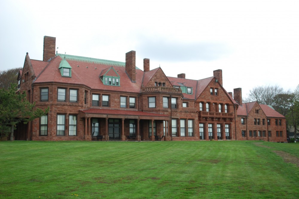 Сланцевая кровля Vermont, неизменный красный