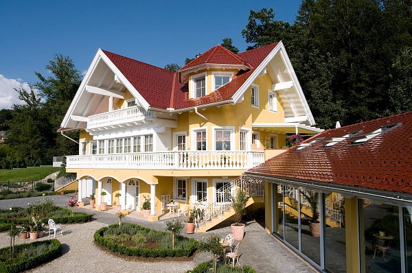 Керамическая черепица Tondach Biber Amadeus, Натуральный красный