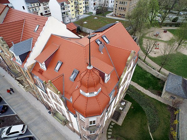 Керамическая черепица Creaton Biber Manufaktur Segmentschnitt, Натуральный красный