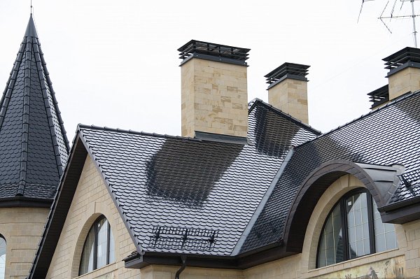 Керамическая черепица Braas Опал, цвет Черный бриллиант