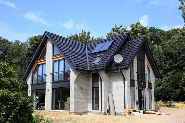 Керамическая черепица Creaton Cantus, Noblesse Кристально-черный