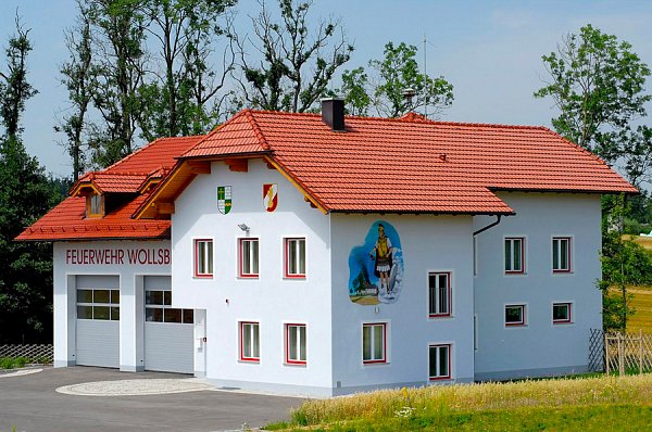 Керамическая черепица Tondach Landdach, Красный