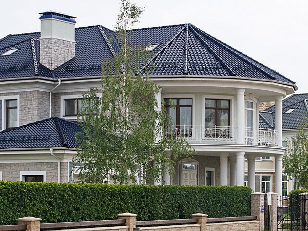 Керамическая черепица Braas Рубин 13V, цвет Синий бриллиант