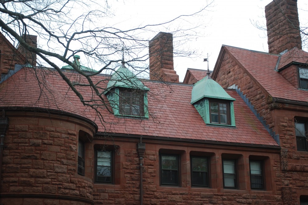 Сланцевая кровля Vermont, неизменный красный