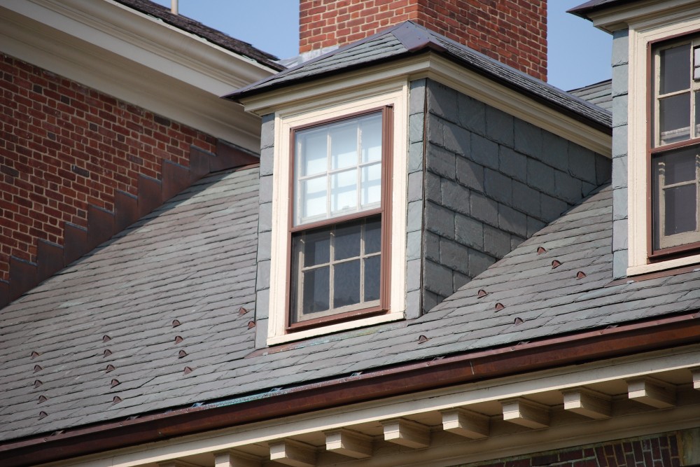 Сланцевая кровля Vermont, неизменный зелено-пурпурный