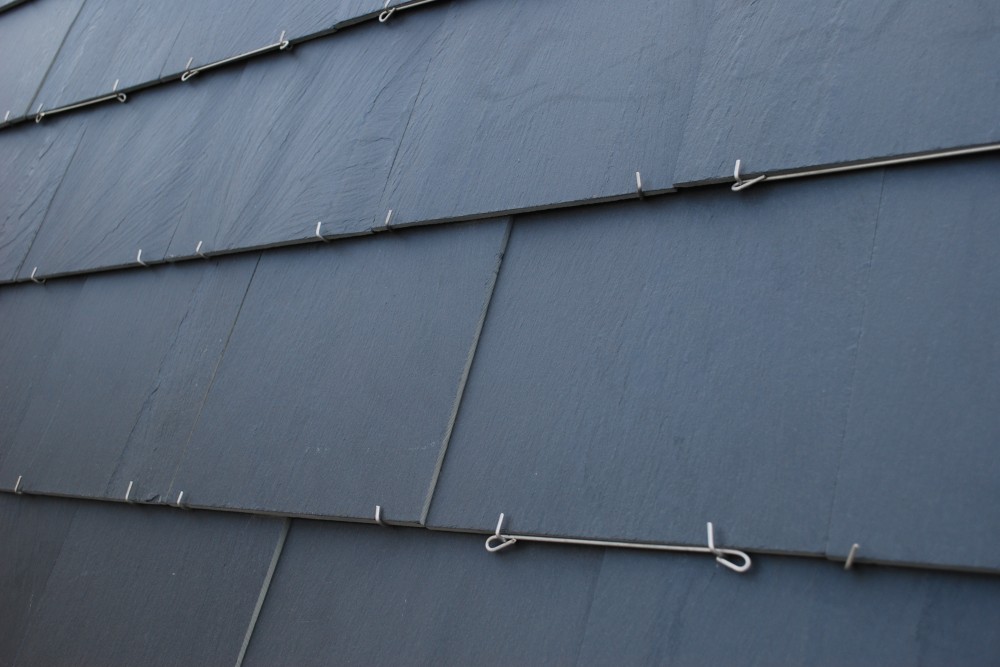 Сланцевая кровля Vermont, неизменный черный