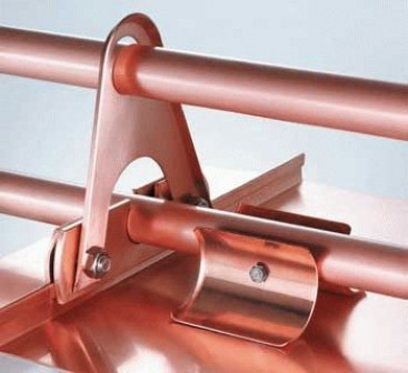 Крепление для трубчатого снегозадержания.на фалец 45х25мм, медь