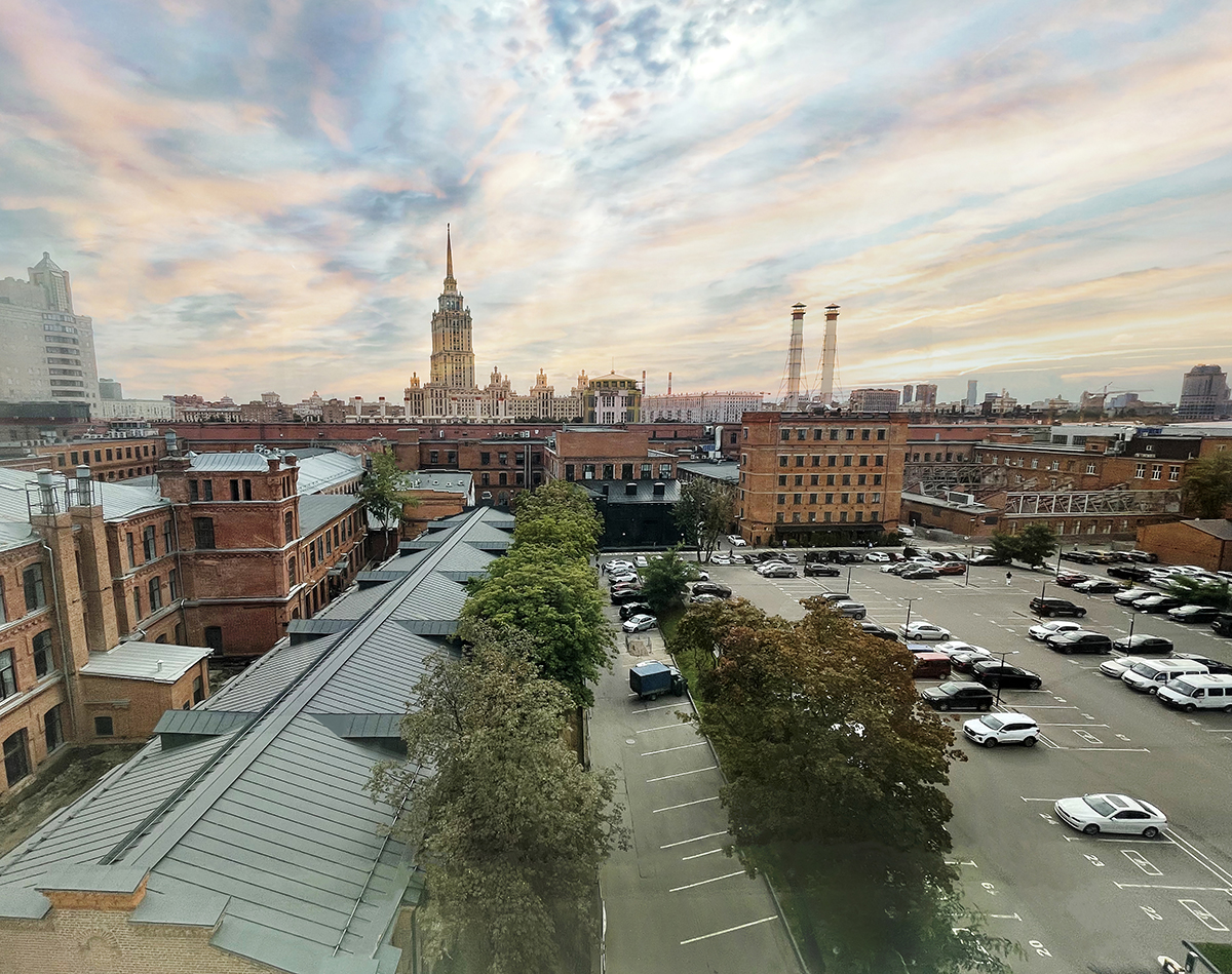 Лента алюминиевая (рулон) ALUMAX 0,7х650мм в пленке (темно- серый ) RAL 7016 матовый