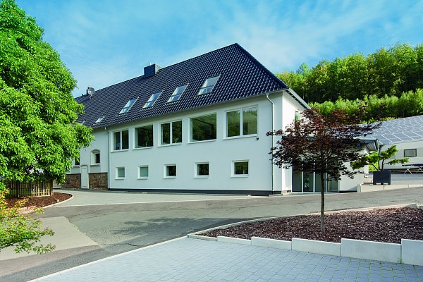 Керамическая черепица Creaton Premion, Finesse, цвет Черный