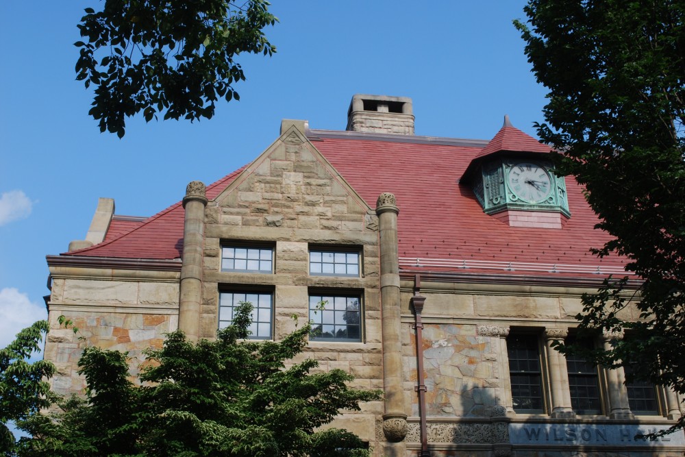 Сланцевая кровля Vermont, неизменный красный