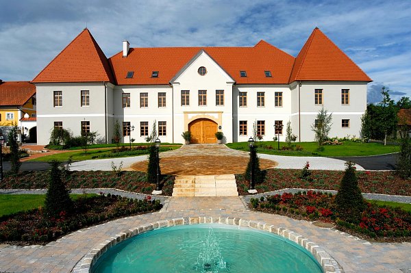 Керамическая черепица Tondach Biber, Натуральный красный