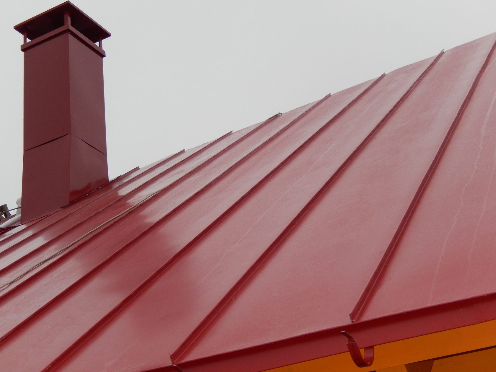 Фальцевая кровля, Prefa - штуко, красная