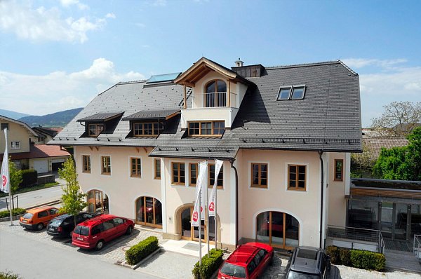 Керамическая черепица Tondach Tasche eckig, Черный антрацит