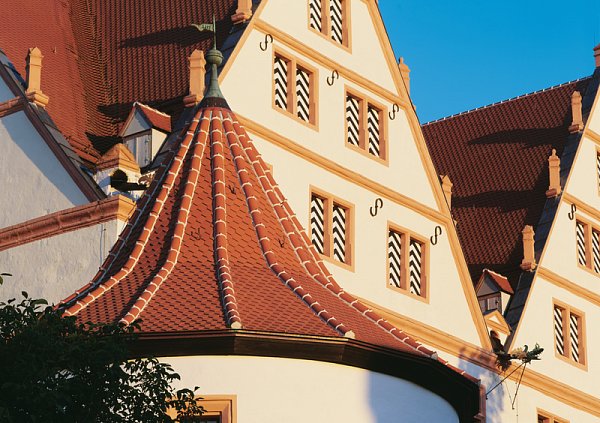 Керамическая черепица Creaton Biber Sakral Rundschnitt, Натуральный красный